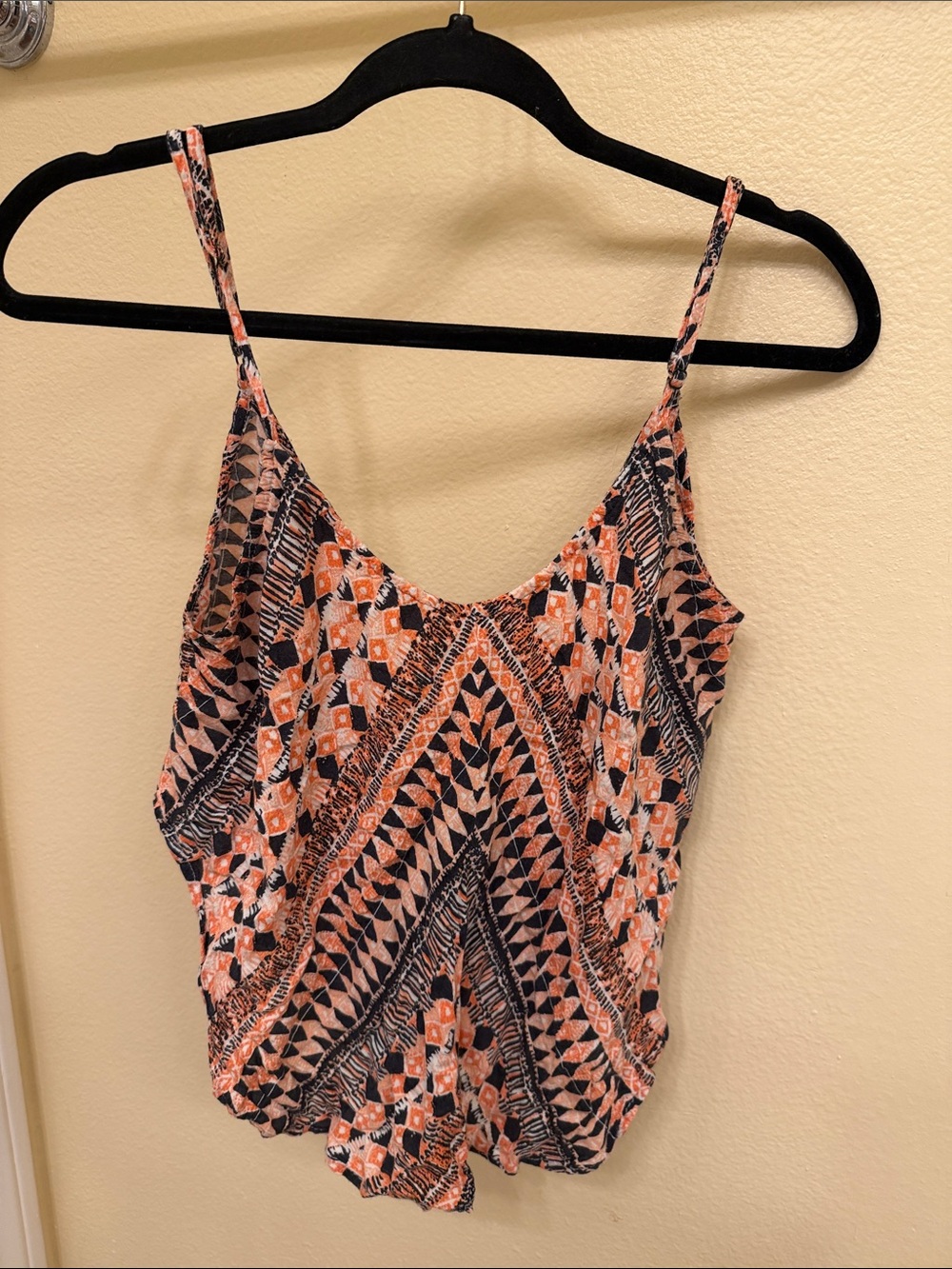 Volcom teens Women's Printed Spaghetti Strap Tank Top - Coral & Black